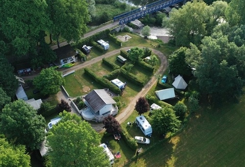 Camping Verte Rive Cromary - campsite next to the river L'Ognon